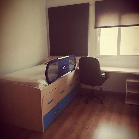 Apart Figueres Appartement Figueres  Buitenkant foto