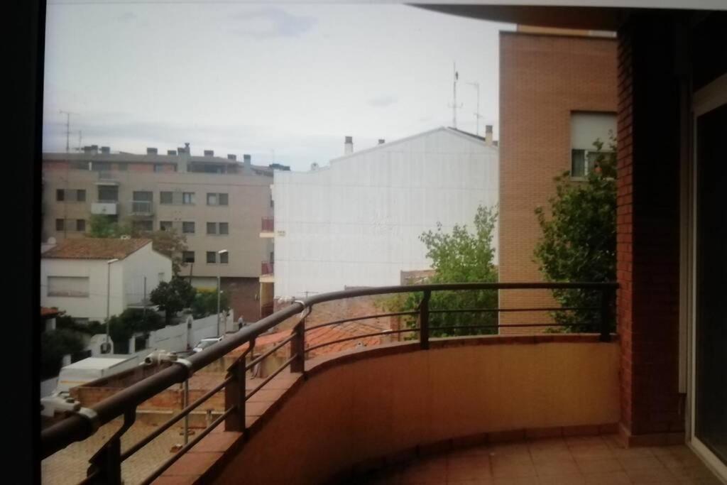 Apart Figueres Appartement Figueres  Buitenkant foto