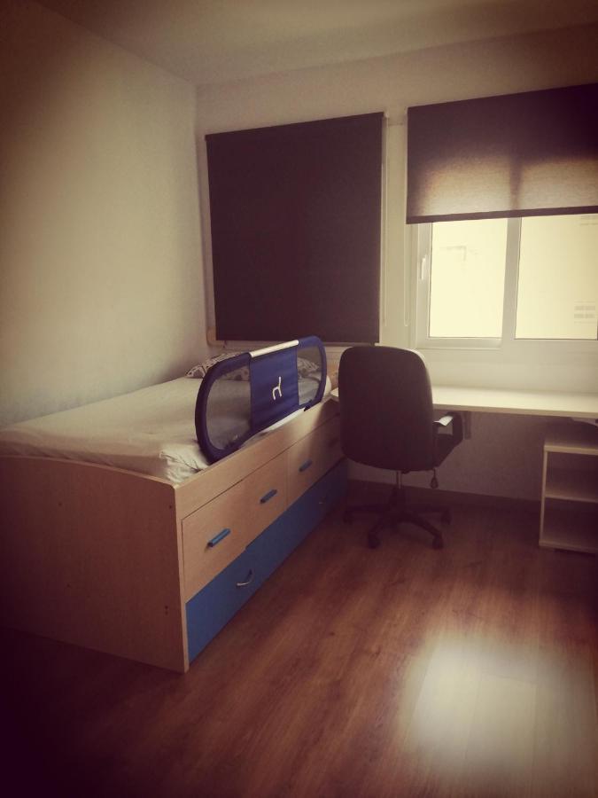 Apart Figueres Appartement Figueres  Buitenkant foto